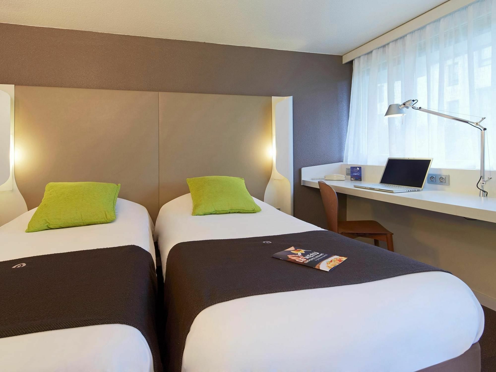 ก็องปานีล รัวซี แซ็ง วิตซ์ Hotel ภายนอก รูปภาพ